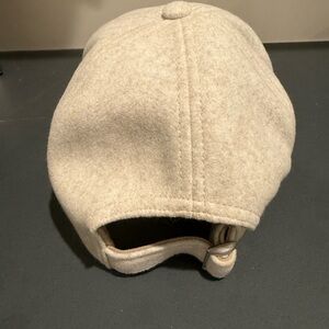 Alo Yoga prestige off duty cap